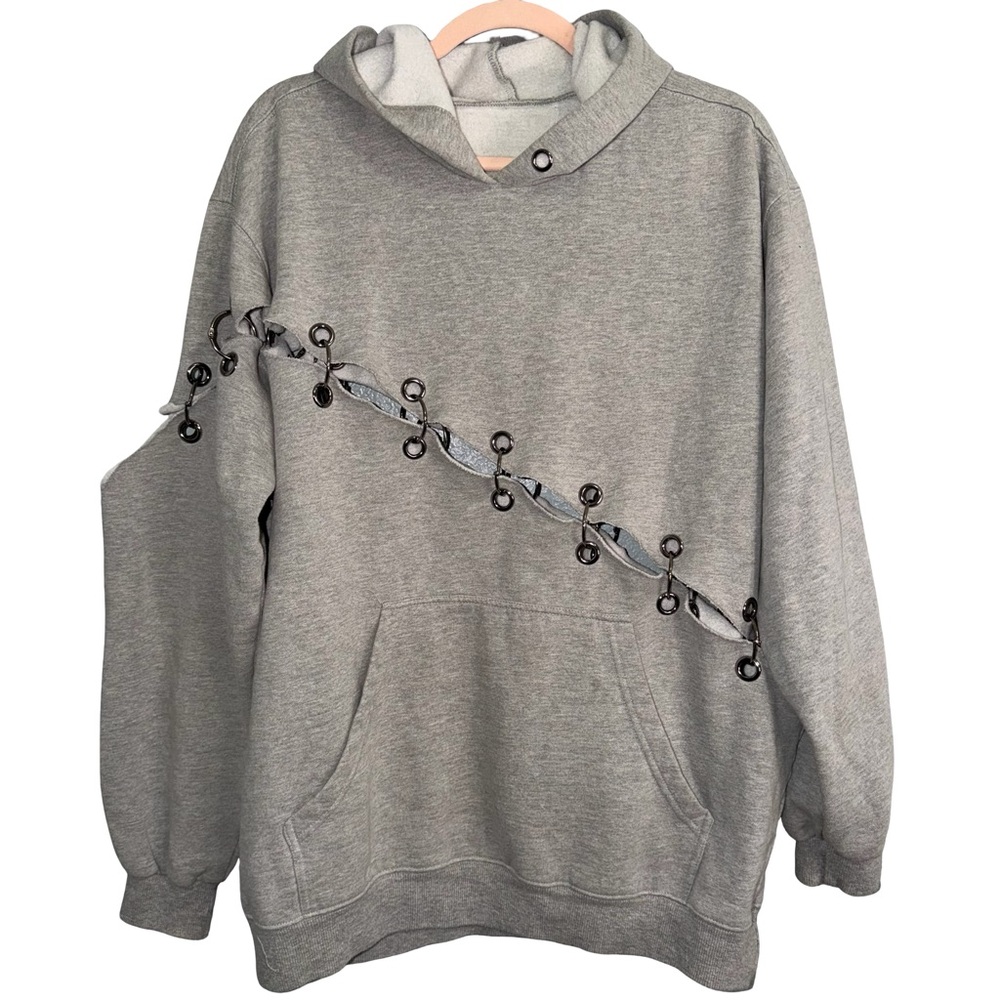 Emma‎ & Sam new gray oversize cut-out sweatshirt